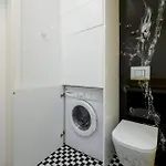 Legionow Elegant With Office, Balcony & Parking By Renters * Łódź