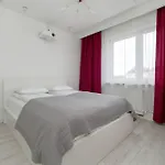 Legionow Elegant With Office, Balcony & Parking By Renters Appartamento *