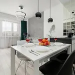 Legionow Elegant With Office, Balcony & Parking By Renters *